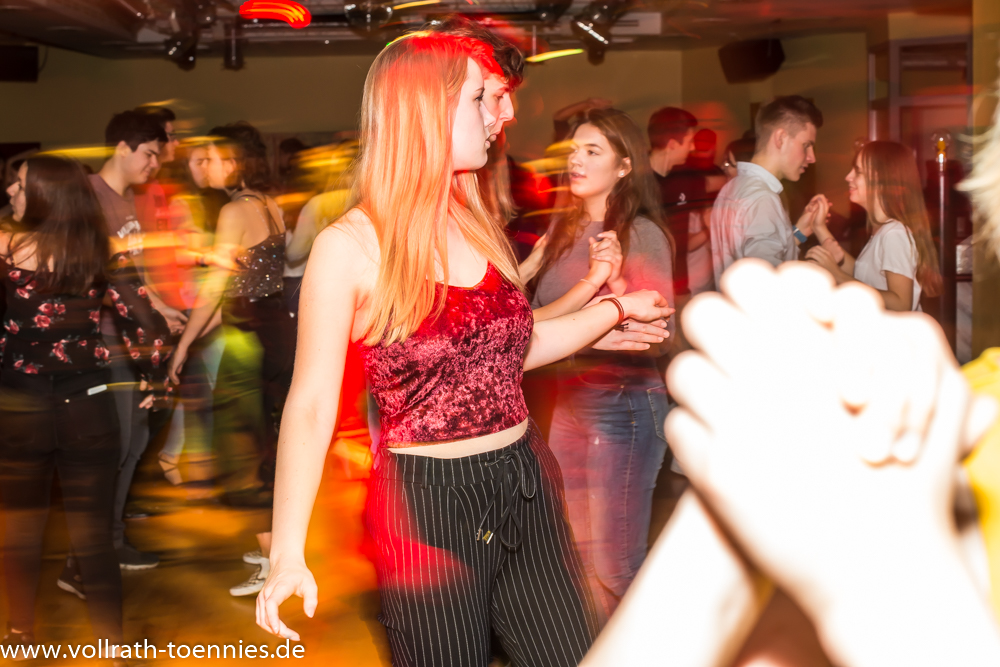 2019 11 09 Tanzparty Jugend 0088